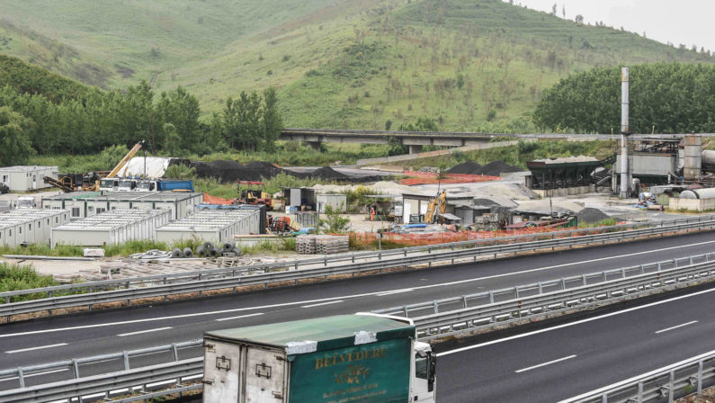 La truffa per costruire l’autostrada, la Finanza  sequestra strada e cantieri tra Vibonese e Reggino