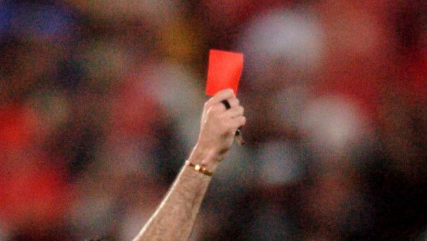 Arbitro aggredito durante partita nel Reggino Stadio vietato per quattro tifosi per un anno