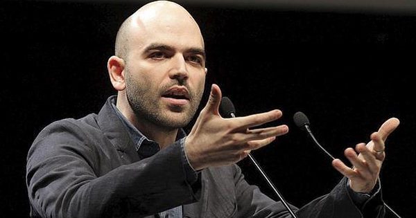 Saviano a tutto campo: prima la comunità mi proteggeva, oggi mi sento totalmente solo