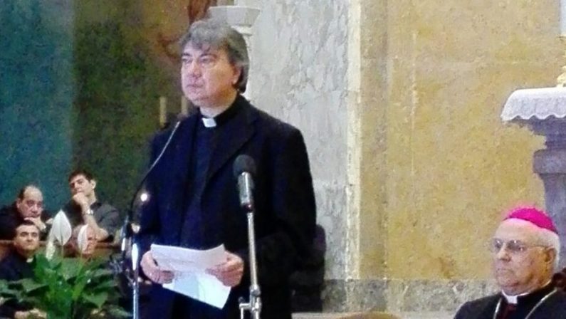 Ufficiale: monsignor Battaglia nominato arcivescovo di Napoli da Papa Francesco