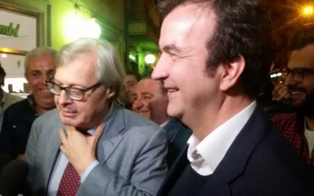Elezioni, Mario Occhiuto vince al primo turno  Il neo sindaco tra i supporter in piazza a Cosenza