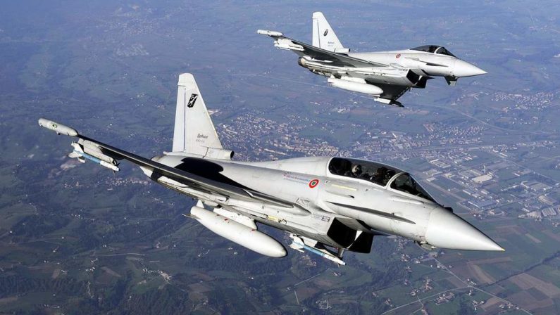 Si perdono comunicazioni con un Boeing ArabianScortato da caccia Aeronautica su cieli Calabria