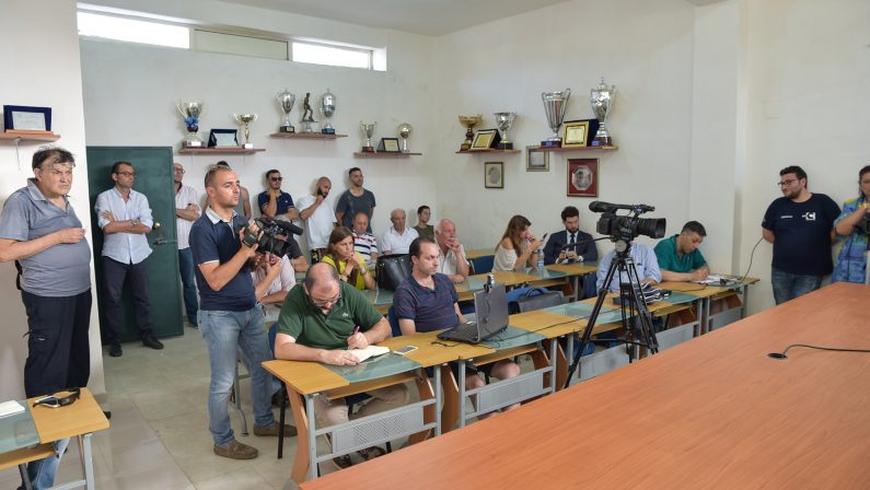 FOTO - Vibonese, la presentazione del tecnico Costantino