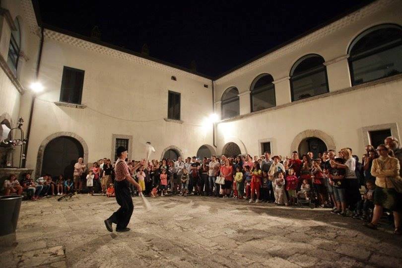 Canalarte apre le porte nel segno della vanità