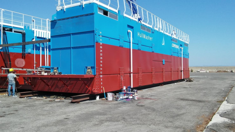 Lavaggio delle navi, varato a Crotone il primo impianto automatico di taglia media al mondo