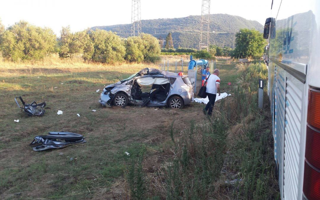 Auto contro autobus: donna muore sul colpo in un incidente tra le province di Vibo e Catanzaro