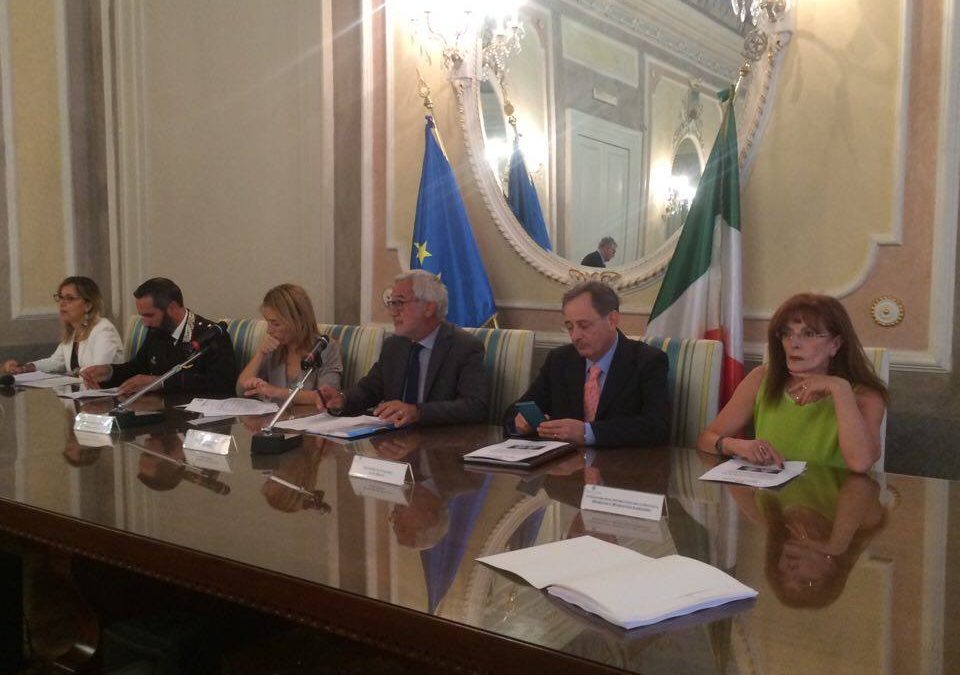 Violenza sulle donne: protocollo istituzionale per l’Irpinia, ma l’assessore regionale avverte: occorrono Case rifugio