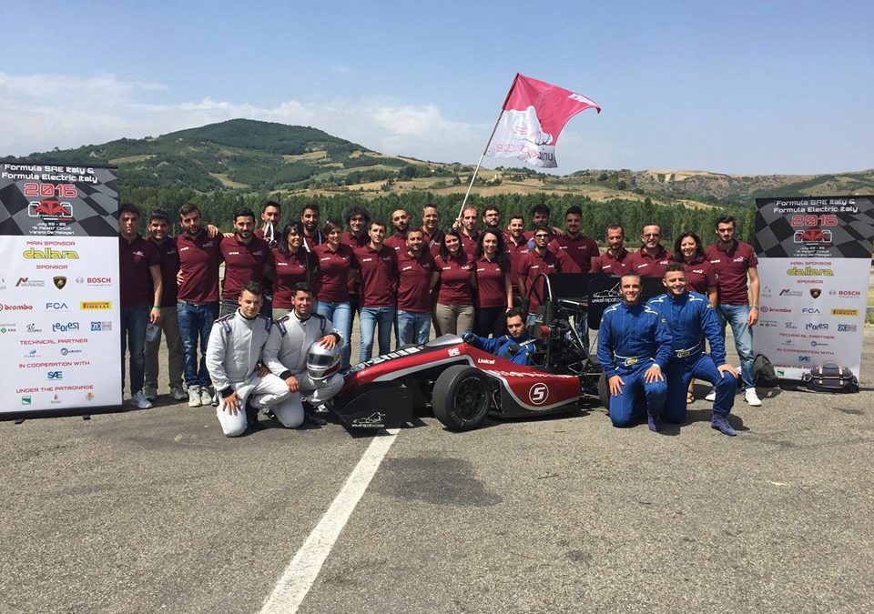 Formula Sae, la monoposto realizzata all’Unical centra il quarto posto