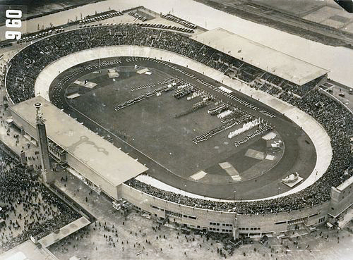 Speciale Olimpiadi, nel 1928 debutto di fiamma, podio e televisioneNel 1932 si vola a Los Angeles e nel 1936 l'olimpiade nazista