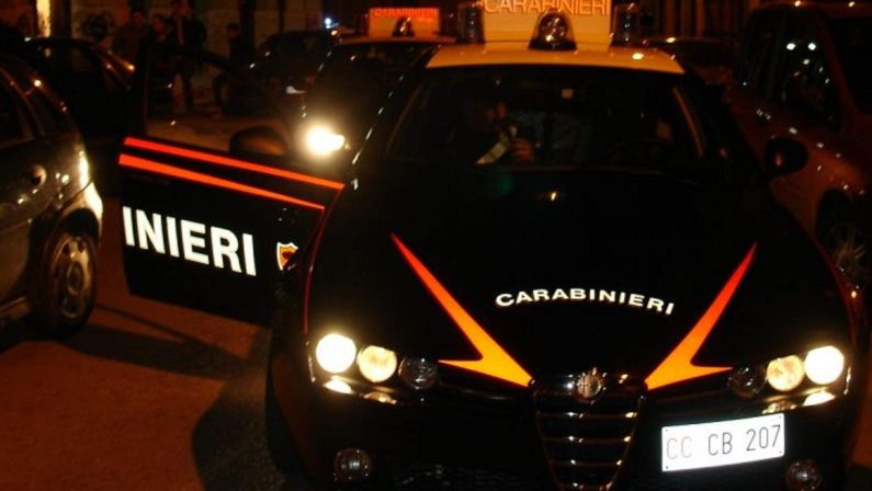Violenza e resistenza a pubblico ufficiale: pregiudicato irpino arrestato dai Carabinieri