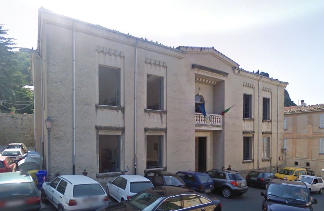 Il municipio di AIello Calabro