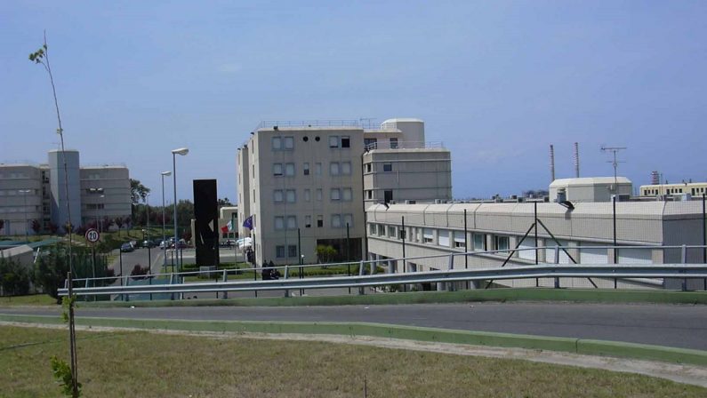 Aggressione in carcere a Rossano: detenuto ferisce un sovrintendente