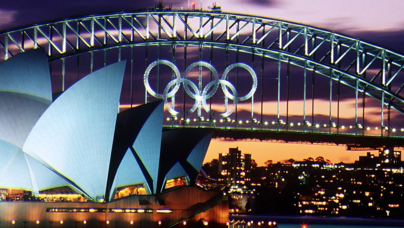 Speciale Olimpiadi, a Sidney 2000 gli ori di Rosolino e Fioravanti. Nel 2004 si torna ad Atene