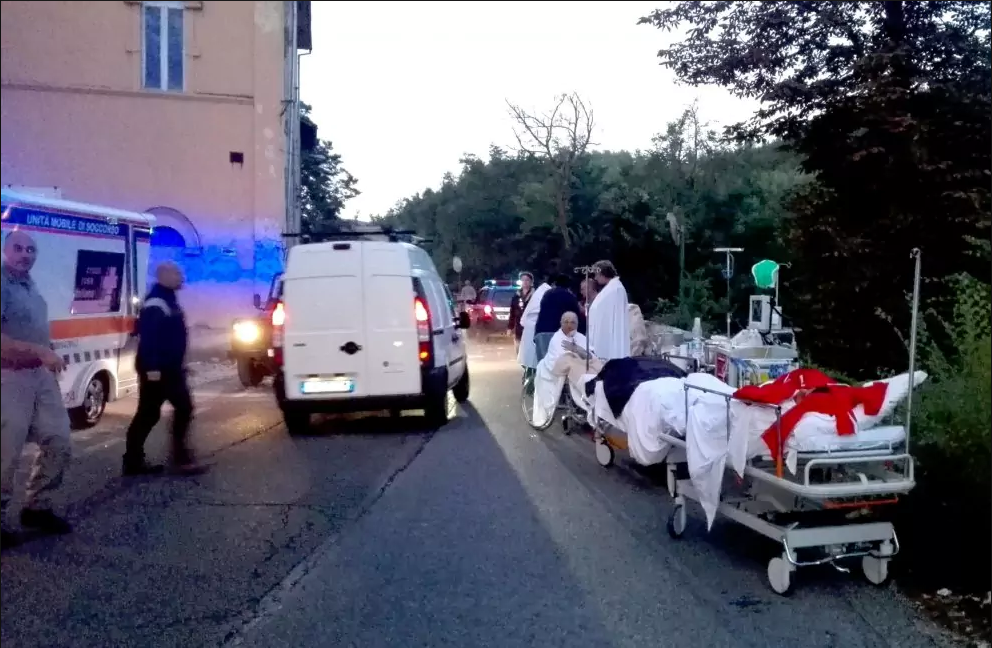 Terremoto, dalla Basilicata altre otto unità dei vigili del fuoco