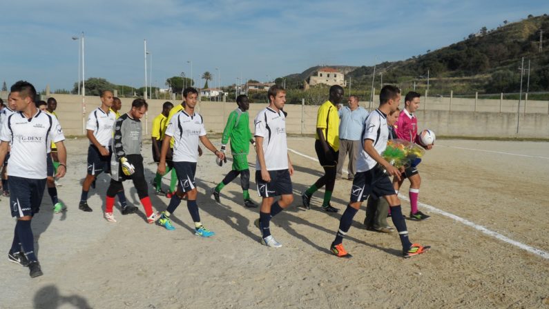 Rissa sul campo di calcio, dopo un anno 15 indagatiL'episodio tra le squadre di Parghelia e Koa Bosco 