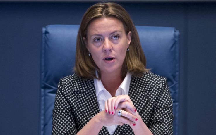 Sanità, il Ministro Lorenzin da Napoli: la Campania ce la può fare a mettere fine all’emergenza