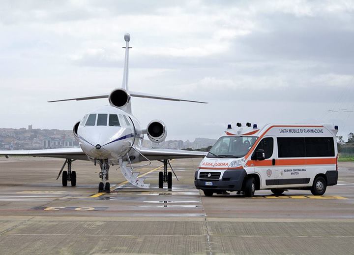 Bimbo di quattro mesi in pericolo di vita trasportato al Bambin Gesù con un aereo partito da Lamezia