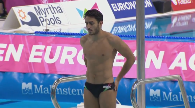 Giovanni Tocci si concentra prima di un tuffo