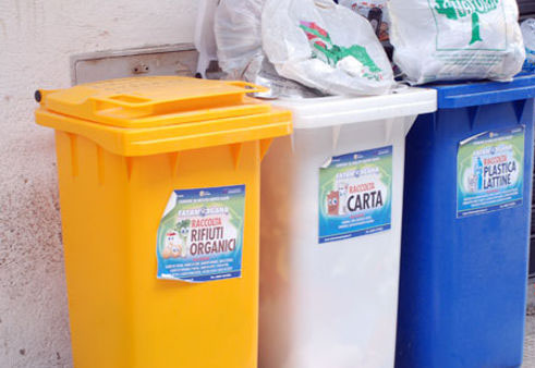 Basilicata, meno rifiuti più differenziata: aumenta la raccolta selettiva ma la media (45,3%) è sotto quella nazionale (55%)