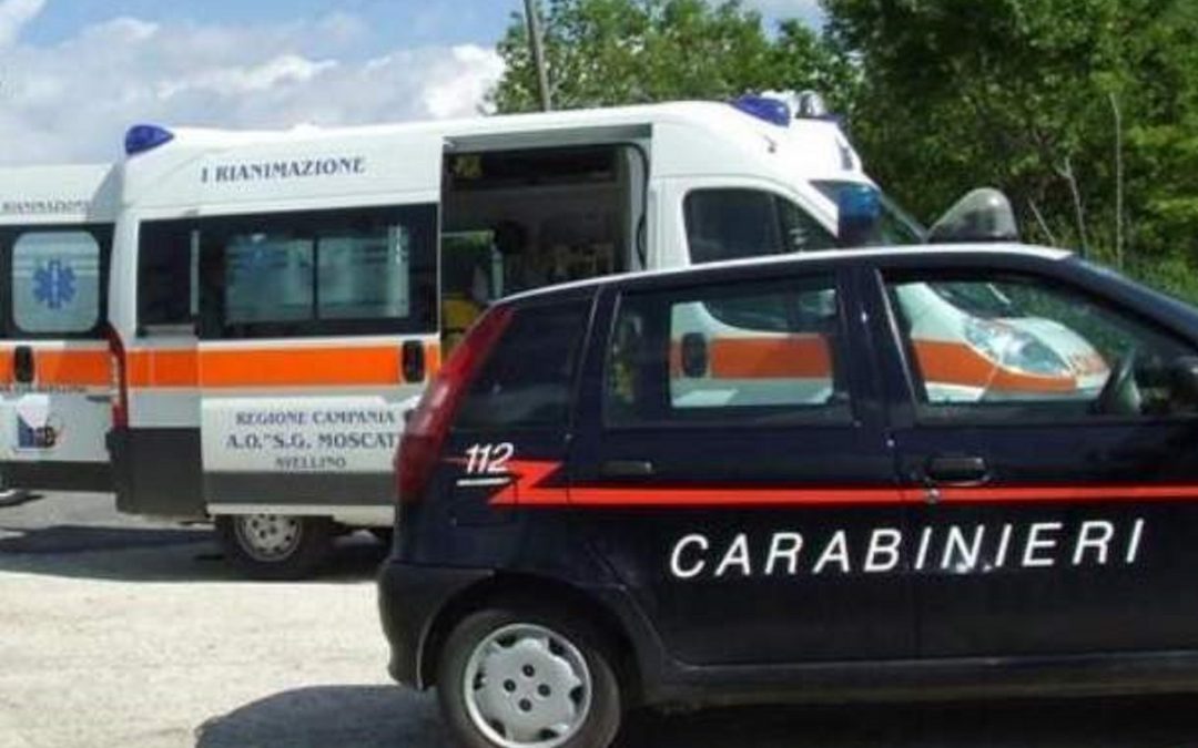 Carabinieri e ambulanza