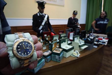 Napoli, scoperto dai Carabinieri tesoro narcos da 2 milioni
