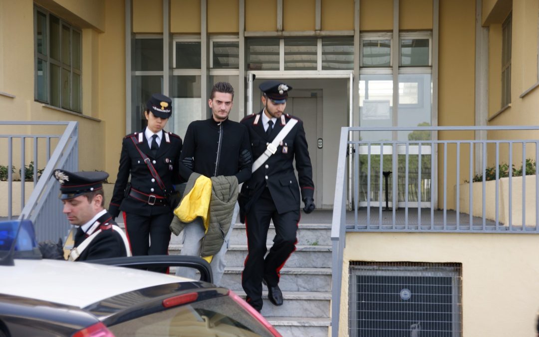 FOTO – I figli dei boss della ‘ndrangheta si dedicano alle rapine  Cinque arresti messi a segno nel Crotonese