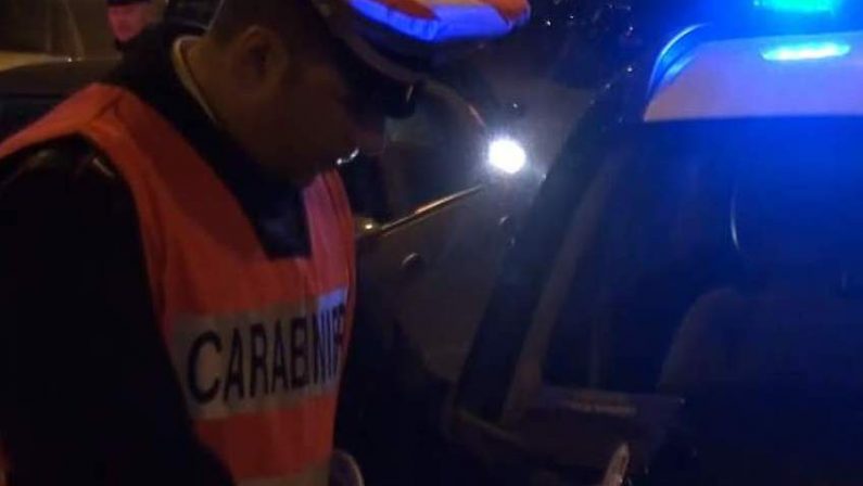 Botte e minacce al fratello e alla madre anzianaUn catanzarese arrestato per maltrattamenti