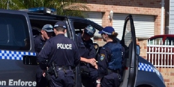 'Ndrangheta, omicidio del boss calabrese in AustraliaBlitz della polizia: sequestro di armi e nove arresti