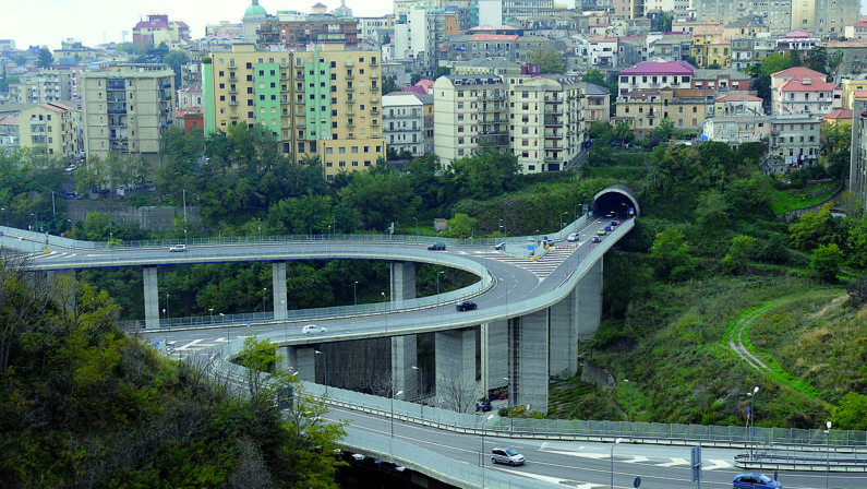 Mobilità sostenibile, Catanzaro la peggiore in ItaliaRisultati negativi per l'ambiente in molte città del Sud  