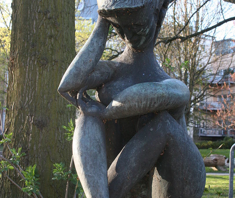 Una scultura di Pericle Fazzini (La Sibilla) – foto da Wikipedia