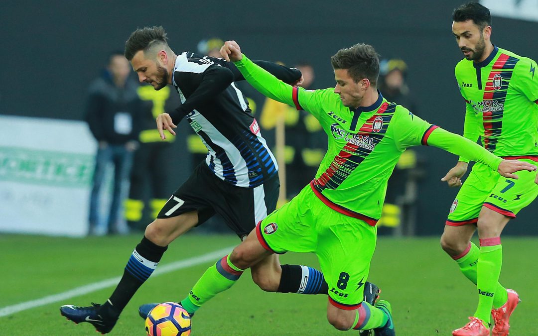 Thereau e Crisetig in una azione di gioco