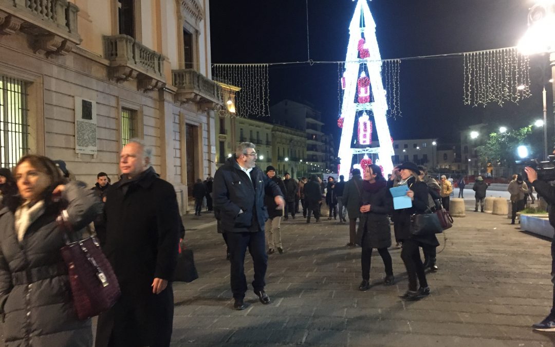 Parte ufficialmente il Natale di Avellino tra luminarie, Casette e Villaggio del Gusto