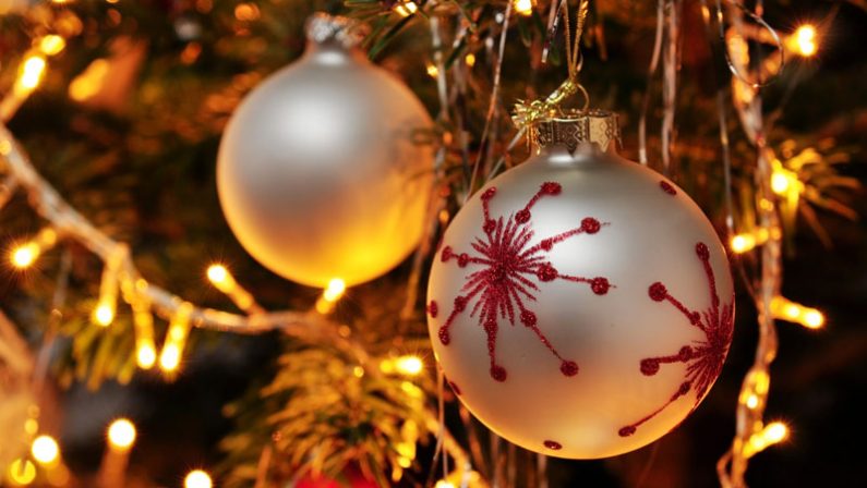 Aggiungi due posti a tavola: Natale a casa ma non da soli