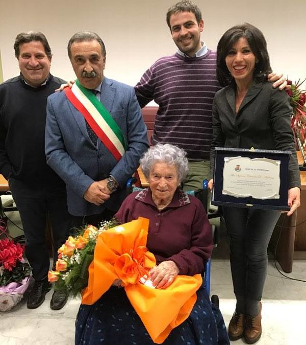 Venticano in festa per i 100 anni di zi Carmelina