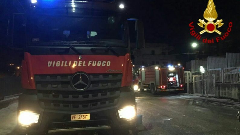 Incendio in abitazione, salvate quattro persone ad Avellino