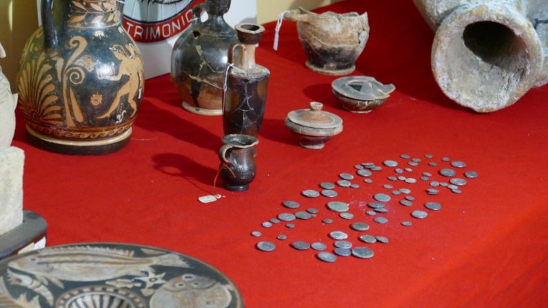 Operazione Tempio di Hera, arrestato a Taranto presunto trafficante internazionale di reperti archeologici 