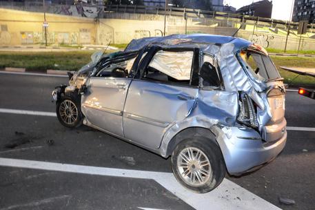 Incidente frontale ad Acerra, donna perde la vita