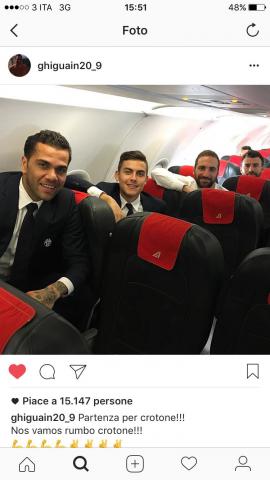 Il post di Higuain in partenza per Crotone