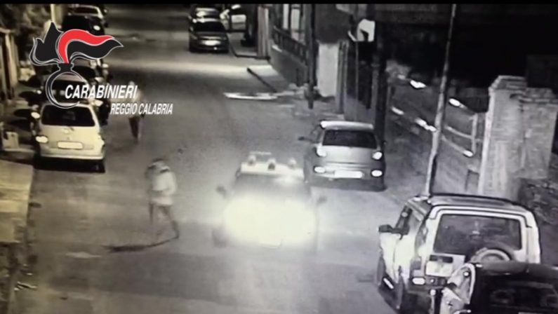 FOTO - Rubano in immobile confiscato alla 'ndranghetae destinato a caserma, cinque arresti nel Reggino