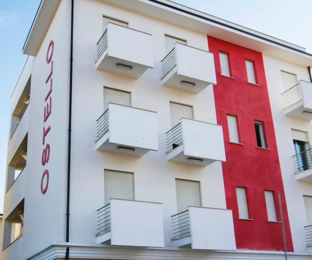 Locri, danneggiato albergo confiscato alla 'ndranghetaE' gestito dalla cooperativa Goel: «Andiamo avanti»