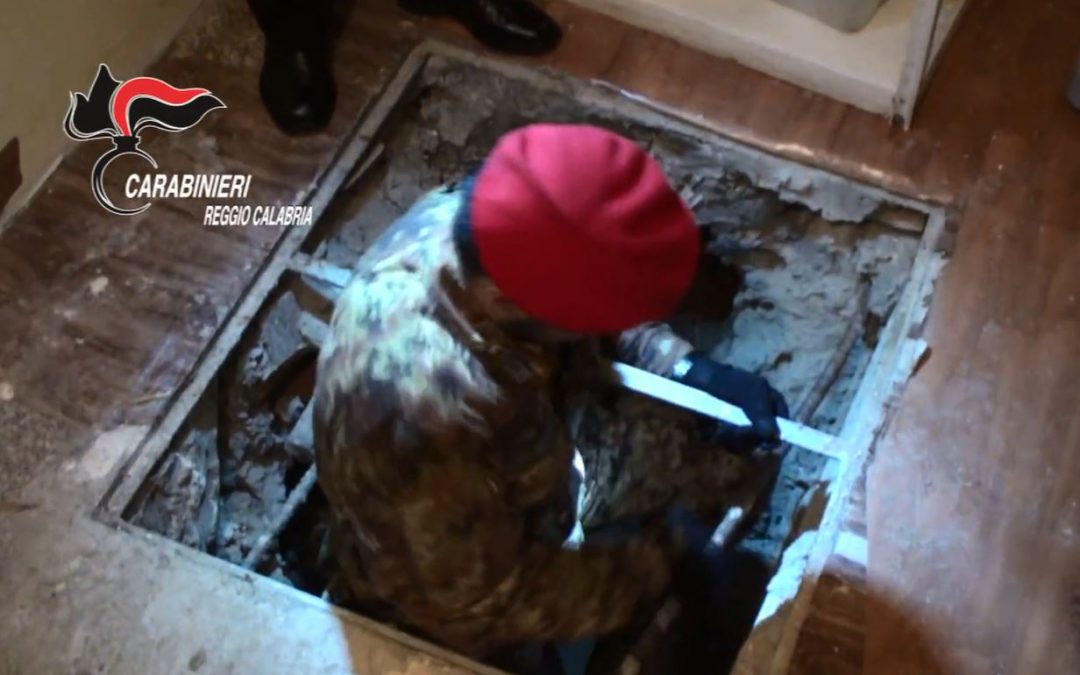 VIDEO – Il bunker sottorraneo dove si nascondeva  il latitante di ‘ndrangheta calabrese Santo Vottari