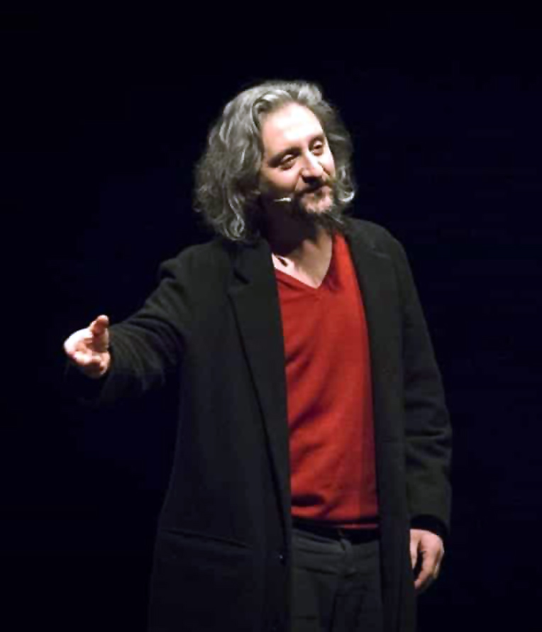 “Laika” di Ascanio Celestini al Teatro Nuovo di Napoli