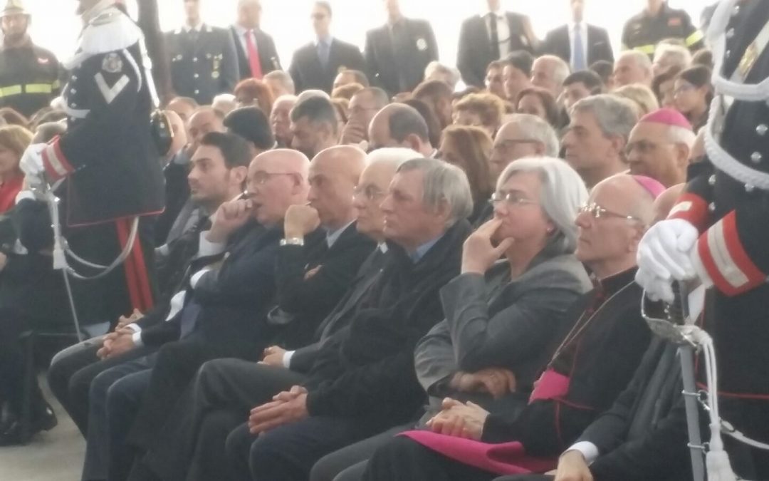 Le autorità presenti a Locri
