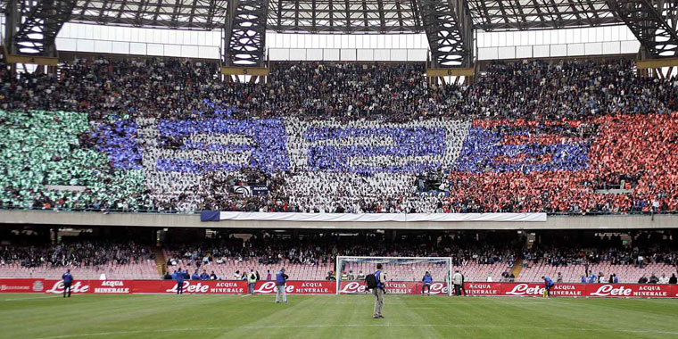 Napoli, De Laurentiis accusa: il Comune non ci fa fare il nuovo Stadio