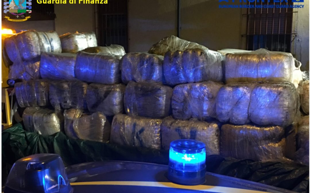 FOTO – Operazione antidroga internazionale, 7 arresti  Le immagini della droga sequestrata per 10 milioni