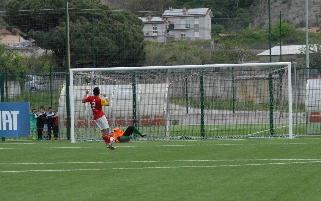 FOTO – Calcio, la finale del campionato Juniores  L’Isola Capo Rizzuto batte Reggiomediterranea