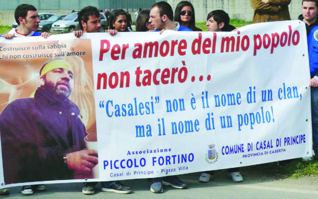 Uno dei cortei in memoria di don Peppe Diana