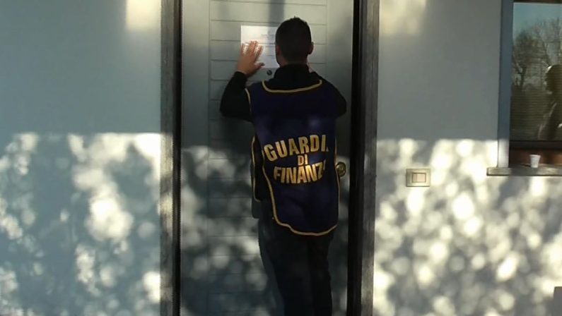 Edilizia in mano alla 'ndrangheta nel RegginoSequestrati beni per 10 milioni a due imprenditori