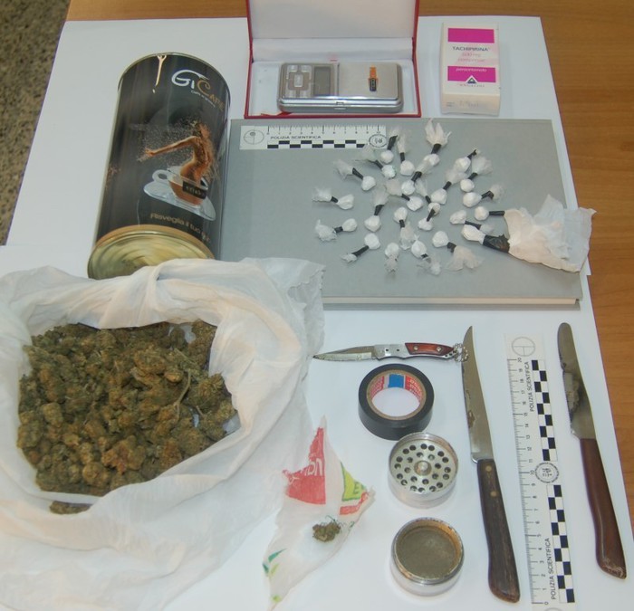 Cocaina e marijuana nel garage, 31enne arrestato a Matera