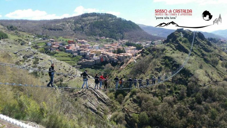 Turismo, boom di presenze non solo per Matera e ponte tibetano